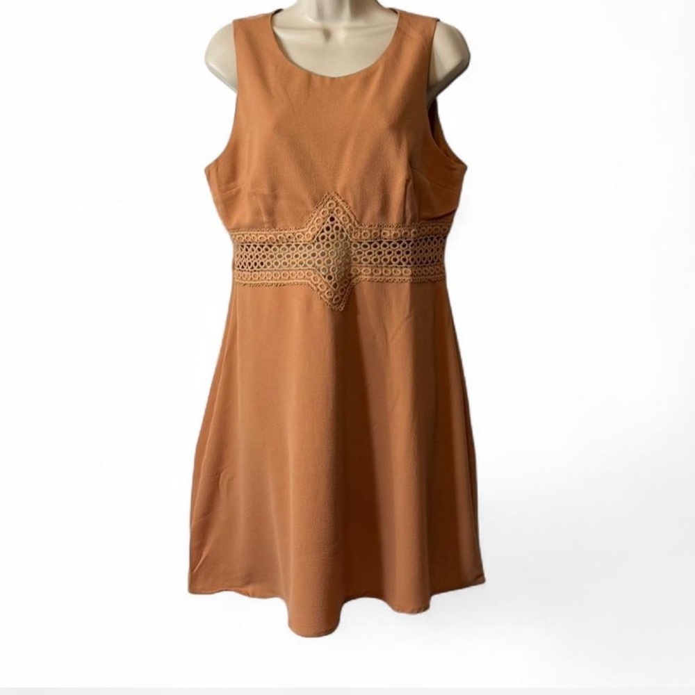 Sleeveless Crochet Inlay‎ Mini Dress